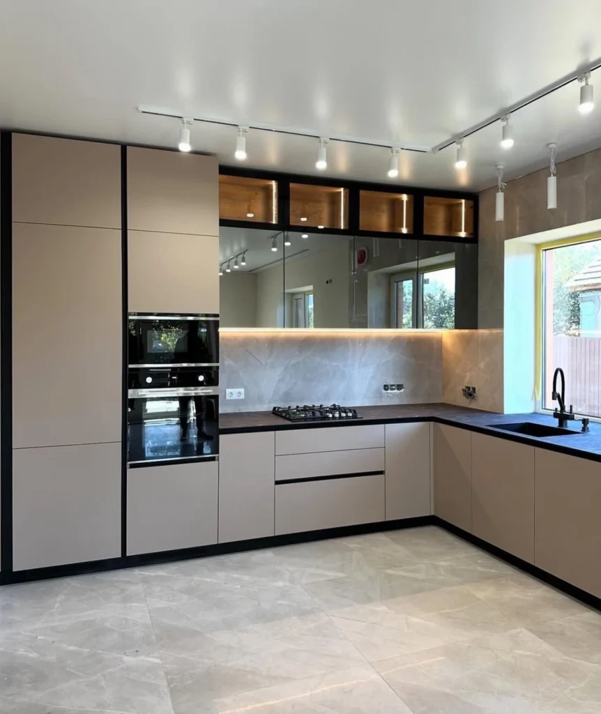 Neutral modern kitchen with elegant finishes